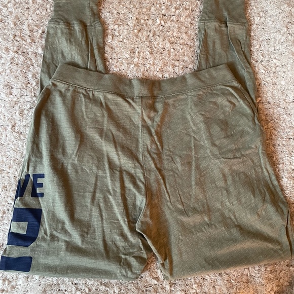 NWOT!💕Pink Victoria’s Secret Casual Pants - Picture 4 of 6